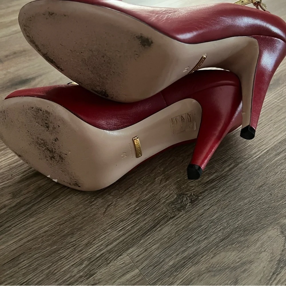 GUCCI X DISNEY Molina Lips Applique Strap Heels in Red Sz 11 US - Picture 10 of 12